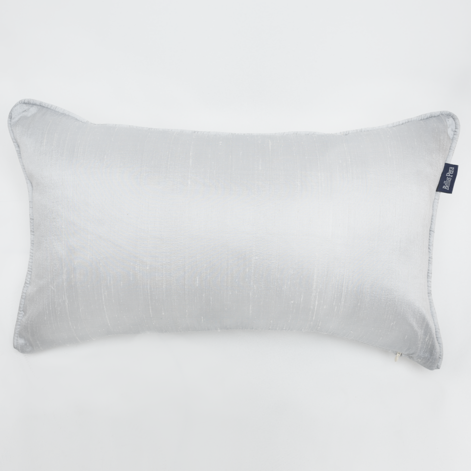 Glow %100 İpek Buz Mavisi 50x30 Kırlent