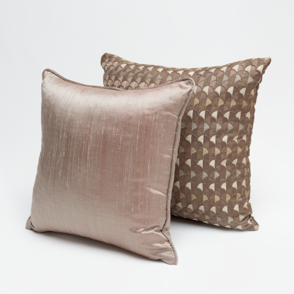 Mermaid %100 İpek 45x45 Pembe Kırlent