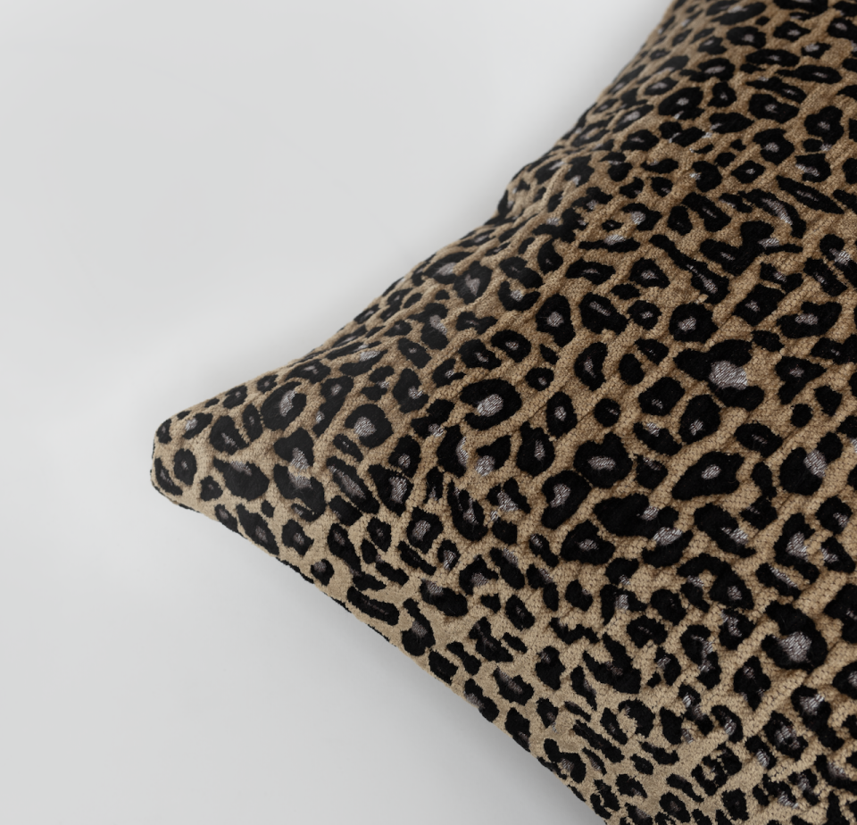 Wild Bloom 50x50 Kırlent