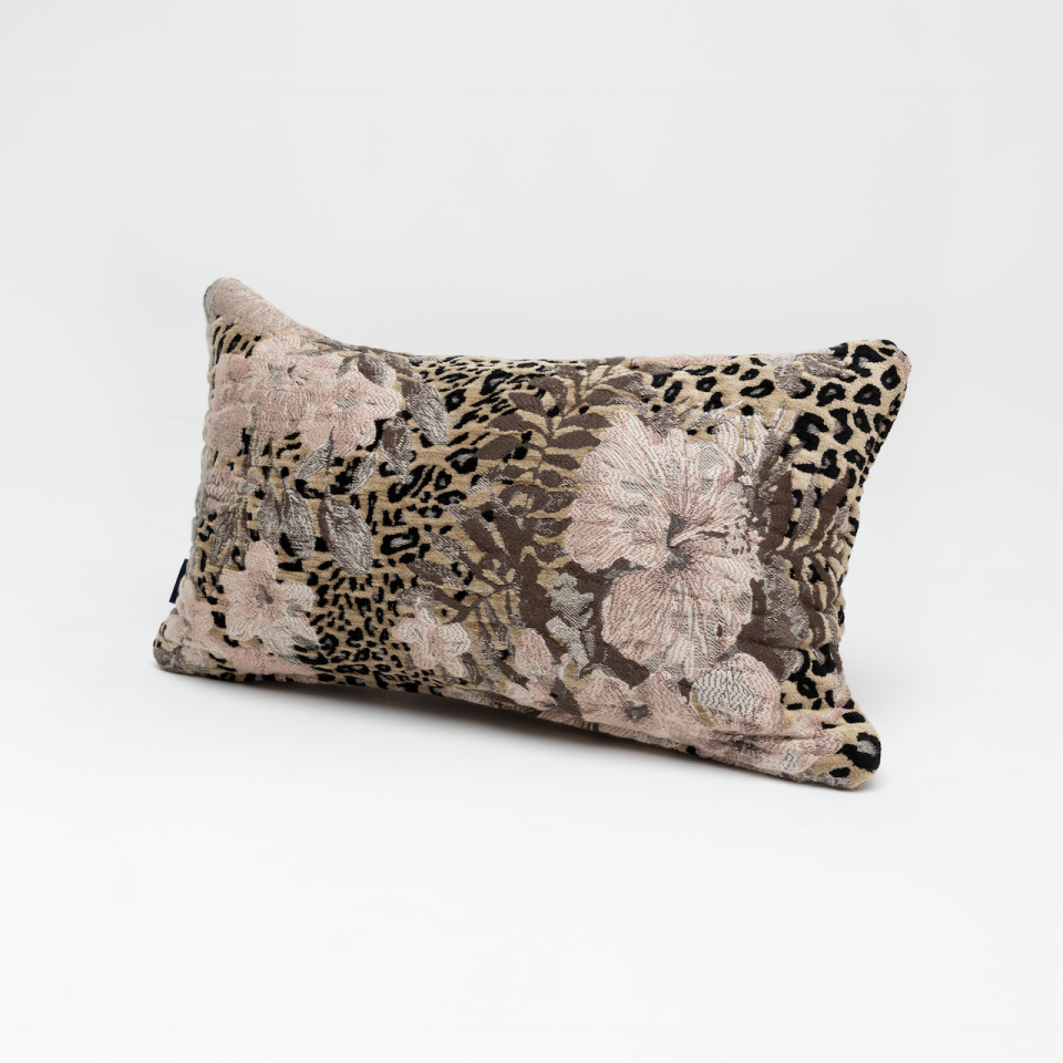 Wild Bloom 50x30 Kırlent